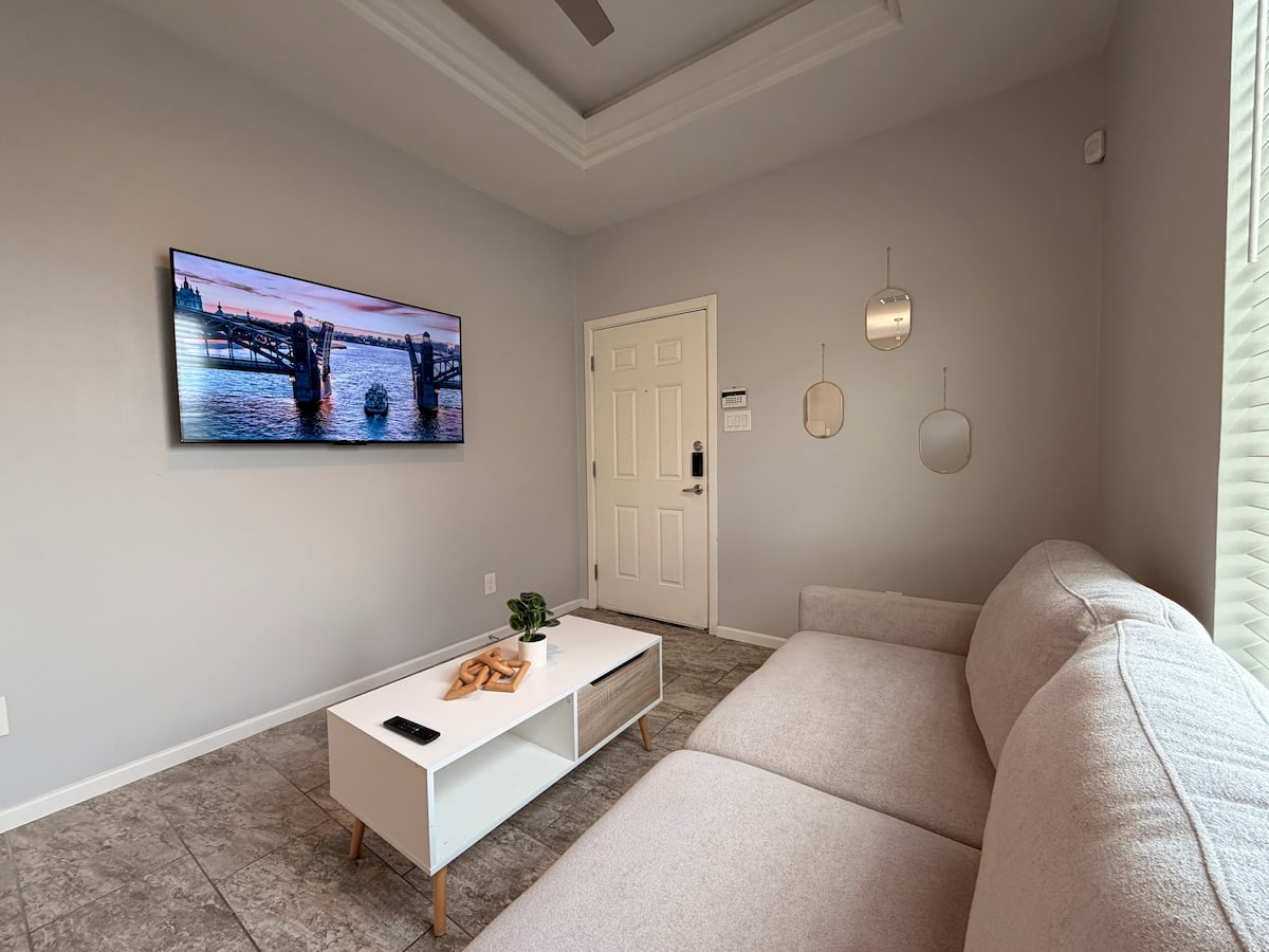 Trenton Palace - Gated Central Community 3BD|2BTH