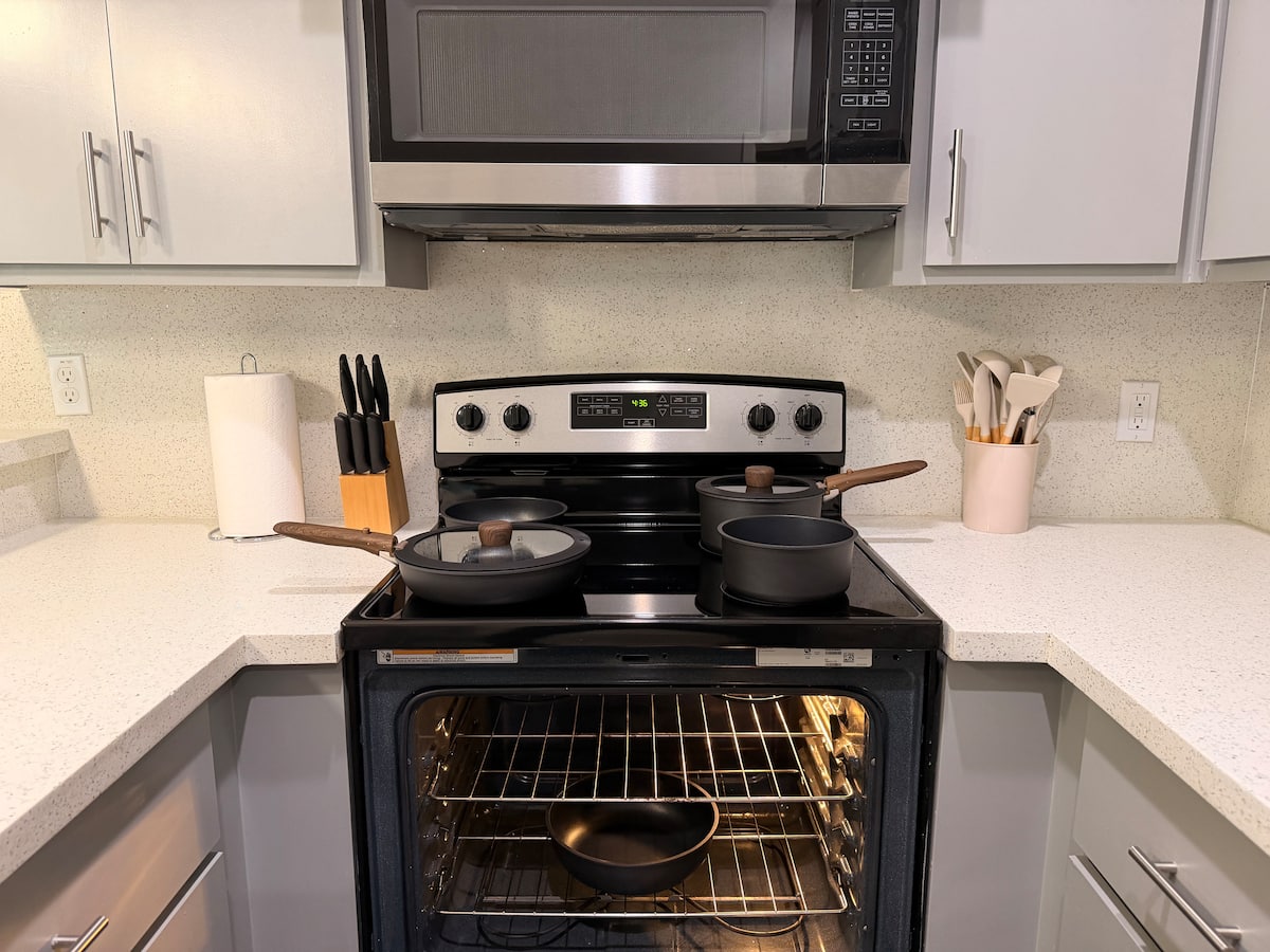 Full kitchen · Photo 4 of 13